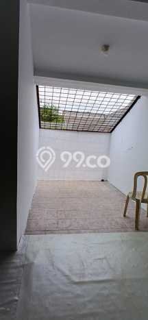 For Sale Rumah 5 Kamar Lokasi Strategis Nyaman dan Strategis di Ciputat For Sale Rumah 5 Kamar Lokasi Strategis Nyaman dan Strategis di Ciputat