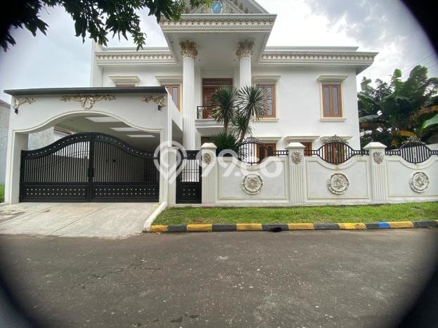 Rumah Mewah LB 600m2 Siap Huni Desain Elegan di BSD City, Tangerang Rumah Mewah LB 600m2 Siap Huni Desain Elegan di BSD City, Tangerang