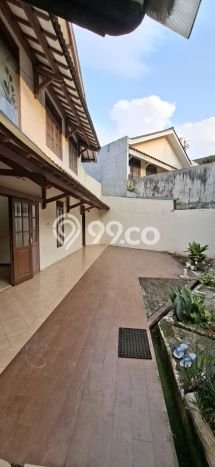 Jarang Ada! Rumah Kontrakan 5 Kamar Nyaman Siap Huni Sektor 2 - Bintaro Jarang Ada! Rumah Kontrakan 5 Kamar Nyaman Siap Huni Sektor 2 - Bintaro