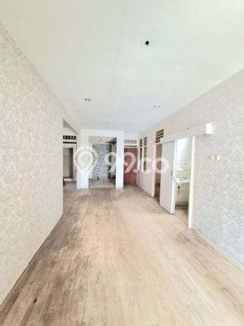 Rumah Luas Asri 3 KT Siap Huni di Sektor 2 - Bintaro Jakarta Selatan Rumah Luas Asri 3 KT Siap Huni di Sektor 2 - Bintaro Jakarta Selatan