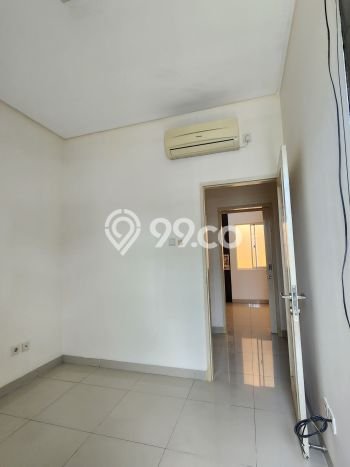 For Sale Hunian Rumah Terawat 2 KT di Pantai Indah Kapuk, Jakarta Utara For Sale Hunian Rumah Terawat 2 KT di Pantai Indah Kapuk, Jakarta Utara