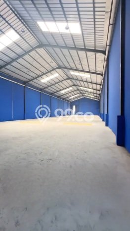 Gudang bagus disewakan di Pakuhaji Tangerang dengan LB 810m2 harga sewa terbaik Gudang bagus disewakan di Pakuhaji Tangerang dengan LB 810m2 harga sewa terbaik