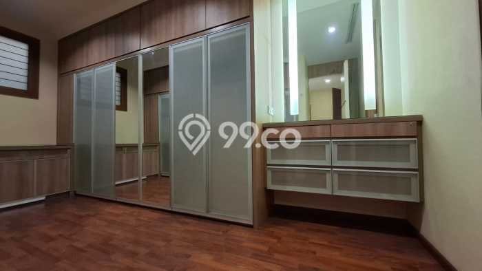 Ready to Use! Luxury House LT 150m2 Desain Elegan di ciumbuleuit Ready to Use! Luxury House LT 150m2 Desain Elegan di ciumbuleuit