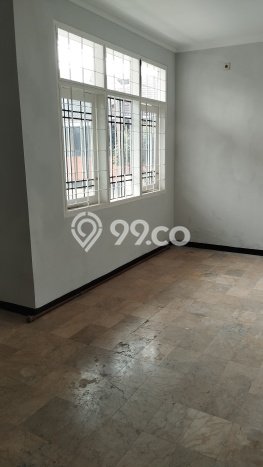 HUNIAN PILIHAN! Rumah di Kopo Permai, Luas 218m2m² Bangunan 150m2m² HUNIAN PILIHAN! Rumah di Kopo Permai, Luas 218m2m² Bangunan 150m2m²