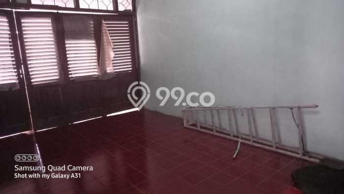 HARGA TERBAIK! Rumah area , 5 KT, Area Sejuk, Luas 400m2m² Bangunan 250m2m² HARGA TERBAIK! Rumah area , 5 KT, Area Sejuk, Luas 400m2m² Bangunan 250m2m²
