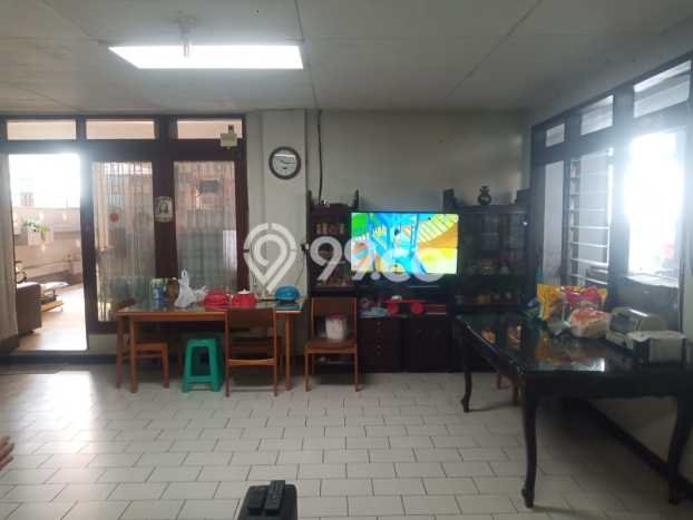 Rumah Mewah LB 136m2 Siap Pakai Desain Elegan di Pasir Kaliki, Bandung Rumah Mewah LB 136m2 Siap Pakai Desain Elegan di Pasir Kaliki, Bandung