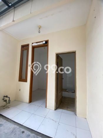 Rumah sewa siap pakai 3 Kamar Tidur di Singgasana, Bandung Rumah sewa siap pakai 3 Kamar Tidur di Singgasana, Bandung