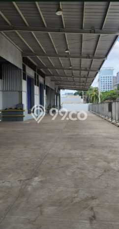 Unit Gudang Disewakan di Muara Karang di Area Ramai & Strategis Unit Gudang Disewakan di Muara Karang di Area Ramai & Strategis