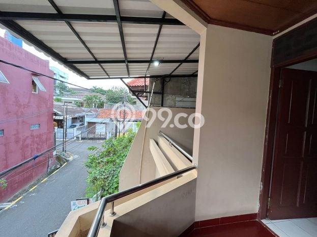 For Sale! Luxury House LT 135m2 Desain Elegan di Tomang For Sale! Luxury House LT 135m2 Desain Elegan di Tomang