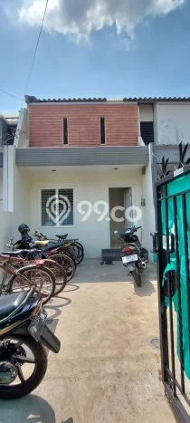Disewakan! Rumah 2 Kamar Tidur &
2 Kamar Mandi di Duri Kepa, Jakarta Barat Disewakan! Rumah 2 Kamar Tidur &
2 Kamar Mandi di Duri Kepa, Jakarta Barat