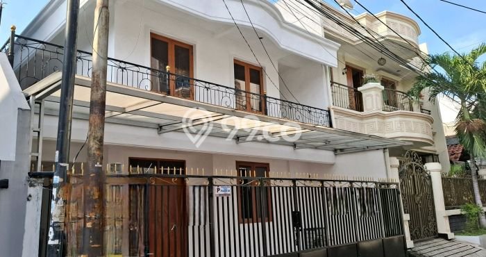 Sewa Rumah Murah di Tomang Jakarta Barat Punya 5 KT Sewa Rumah Murah di Tomang Jakarta Barat Punya 5 KT