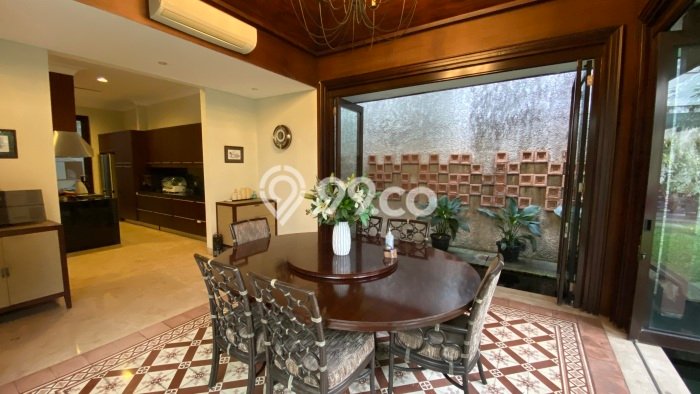 LOKASI PREMIUM! Rumah di Menteng, 5 KT, Area Tenang, Luas 700m2m² LB 900m2m² LOKASI PREMIUM! Rumah di Menteng, 5 KT, Area Tenang, Luas 700m2m² LB 900m2m²