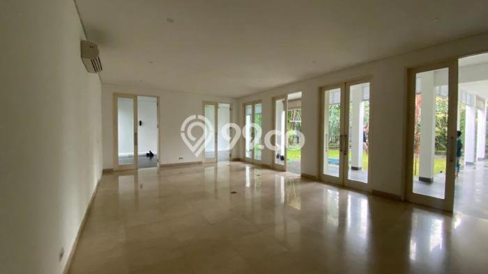 Rumah Bagus Disewakan di Cipete, Jakarta Selatan LT 865m2, LB 871m2 Rumah Bagus Disewakan di Cipete, Jakarta Selatan LT 865m2, LB 871m2
