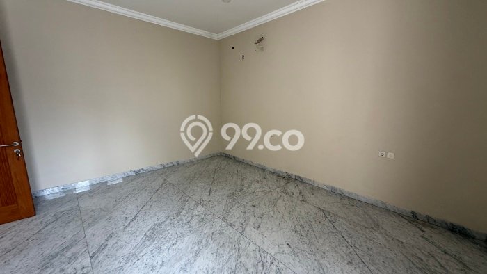 Disewakan Rumah Harga Terjangkau di Senopati Jakarta Selatan Punya 3 Kamar Tidur Disewakan Rumah Harga Terjangkau di Senopati Jakarta Selatan Punya 3 Kamar Tidur