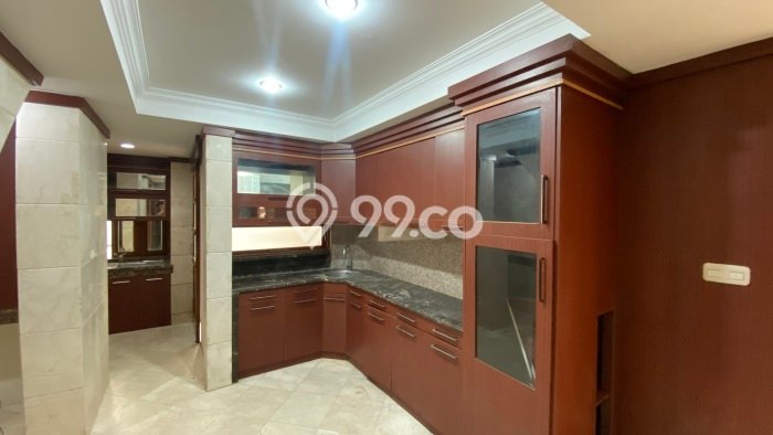 Rumah Modern Disewakan di Kebayoran Baru Jakarta Selatan Area Sangat Strategis Rumah Modern Disewakan di Kebayoran Baru Jakarta Selatan Area Sangat Strategis