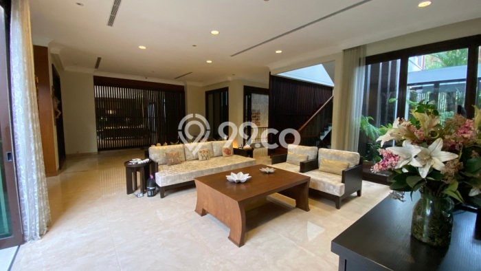 LOKASI PREMIUM! Rumah di Menteng, 5 KT, Area Tenang, Luas 700m2m² LB 900m2m² LOKASI PREMIUM! Rumah di Menteng, 5 KT, Area Tenang, Luas 700m2m² LB 900m2m²