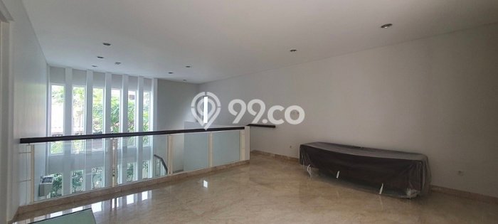 HARGA SPESIAL! Rumah di , Dekat Fasilitas, 3 KM, LT 450m2m² LB 350m2m² HARGA SPESIAL! Rumah di , Dekat Fasilitas, 3 KM, LT 450m2m² LB 350m2m²
