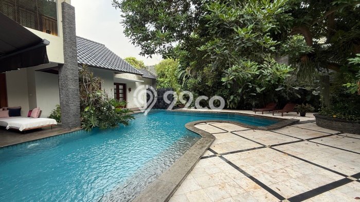 Rumah Luxury Modern Tanpa Renovasi di Cipete Jakarta Selatan Rumah Luxury Modern Tanpa Renovasi di Cipete Jakarta Selatan