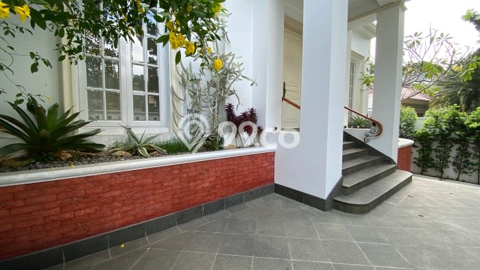 Disewakan Rumah Konsep Modern di Kebayoran Baru Jakarta Selatan dengan 4 Kamar Disewakan Rumah Konsep Modern di Kebayoran Baru Jakarta Selatan dengan 4 Kamar