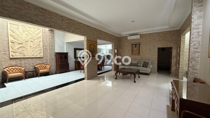PRIME LOCATION! Rumah di , 4 KM, Area Strategis, LT 400m2m² LB 350m2m² PRIME LOCATION! Rumah di , 4 KM, Area Strategis, LT 400m2m² LB 350m2m²
