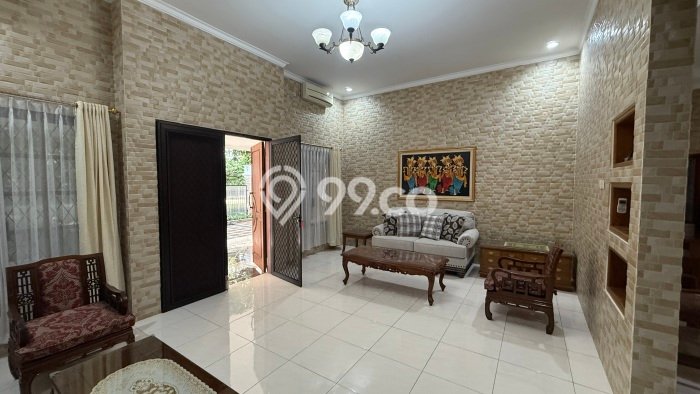 PRIME LOCATION! Rumah di , 4 KM, Area Strategis, LT 400m2m² LB 350m2m² PRIME LOCATION! Rumah di , 4 KM, Area Strategis, LT 400m2m² LB 350m2m²