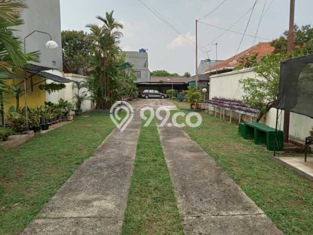 Siap Huni Rumah Mewah 8 Kamar di Pancoran Dekat ke Mana Pun Siap Huni Rumah Mewah 8 Kamar di Pancoran Dekat ke Mana Pun