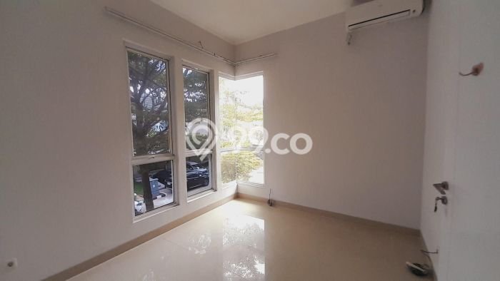 Hunian Mewah Dijual LT 156m2 di Cinere, Depok Hunian Mewah Dijual LT 156m2 di Cinere, Depok
