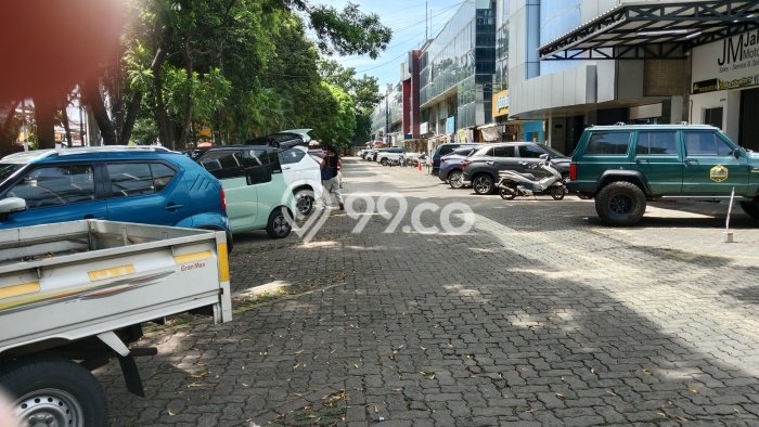 Unit Ruko Disewakan di Lebak Bulus di Area Ramai & Strategis Unit Ruko Disewakan di Lebak Bulus di Area Ramai & Strategis