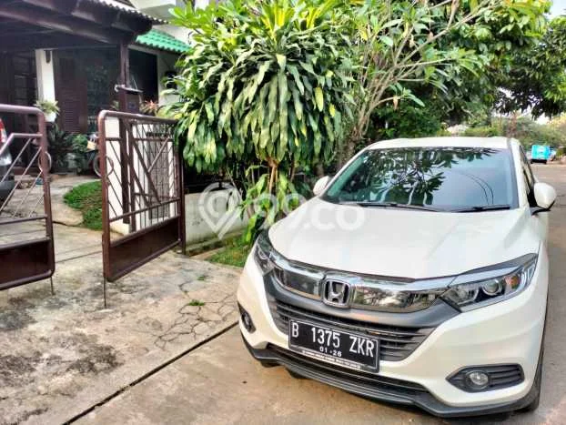 Rumah Strategis di Cinere, 3 KT, Area Nyaman, LT 120m² Bangunan 80m² Rumah Strategis di Cinere, 3 KT, Area Nyaman, LT 120m² Bangunan 80m²