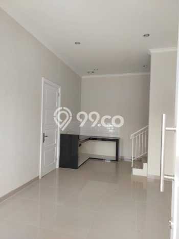 EXCLUSIVE OFFER! Rumah di Cinere, 4 KM, Lingkungan Elite, LT 120m2m² Bangunan 140m2m² EXCLUSIVE OFFER! Rumah di Cinere, 4 KM, Lingkungan Elite, LT 120m2m² Bangunan 140m2m²