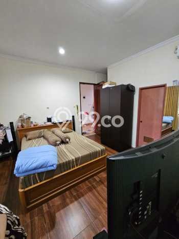 Rumah Elit LB 300m2 Siap Pakai Desain Elegan di Bintaro, Jakarta Selatan Rumah Elit LB 300m2 Siap Pakai Desain Elegan di Bintaro, Jakarta Selatan