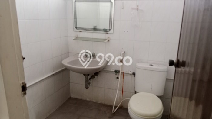 Jarang Ada! Rumah Sewa 5 Kamar Bagus Siap Huni Ampera Jarang Ada! Rumah Sewa 5 Kamar Bagus Siap Huni Ampera