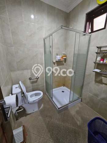 Rumah Elit LB 300m2 Siap Pakai Desain Elegan di Bintaro, Jakarta Selatan Rumah Elit LB 300m2 Siap Pakai Desain Elegan di Bintaro, Jakarta Selatan