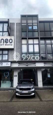 Disewakan Ruko di Kawasan Ramai BSD City Luas 145m2 Disewakan Ruko di Kawasan Ramai BSD City Luas 145m2
