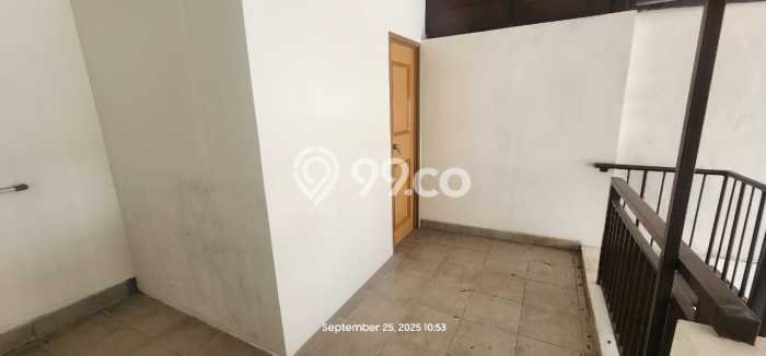 NEW LISTING! Rumah kawasan , Siap Huni, 3 KM, Dekat Tangerang, Tangerang, Luas 162m2m² LB 160m2m² NEW LISTING! Rumah kawasan , Siap Huni, 3 KM, Dekat Tangerang, Tangerang, Luas 162m2m² LB 160m2m²
