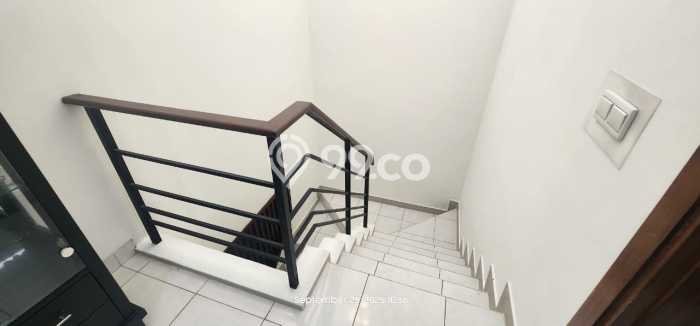 NEW LISTING! Rumah kawasan , Siap Huni, 3 KM, Dekat Tangerang, Tangerang, Luas 162m2m² LB 160m2m² NEW LISTING! Rumah kawasan , Siap Huni, 3 KM, Dekat Tangerang, Tangerang, Luas 162m2m² LB 160m2m²