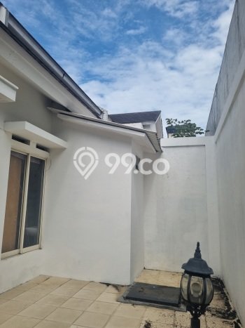 DIJUAL CEPAT! Rumah Premium area Gading Serpong, Tangerang, LT 180m² Bangunan 250m² Bisa Nego! DIJUAL CEPAT! Rumah Premium area Gading Serpong, Tangerang, LT 180m² Bangunan 250m² Bisa Nego!