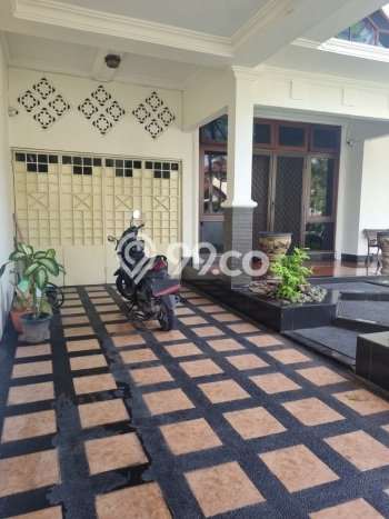 Disewakan! Rumah 5 Kamar Tidur &
3 Kamar Mandi di Serpong Villa Melati Mas, Tangerang Selatan Disewakan! Rumah 5 Kamar Tidur &
3 Kamar Mandi di Serpong Villa Melati Mas, Tangerang Selatan