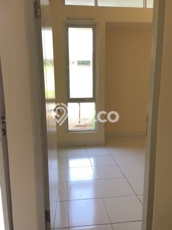 Jual Rumah Minimalis Bagus Punya 2 KT di Serpong Tangerang Selatan SHM Jual Rumah Minimalis Bagus Punya 2 KT di Serpong Tangerang Selatan SHM