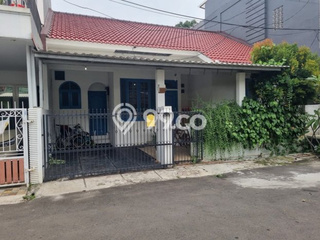 Rumah Luas Asri 2 KT Siap Huni di Serpong Villa Melati Mas Tangerang Selatan Rumah Luas Asri 2 KT Siap Huni di Serpong Villa Melati Mas Tangerang Selatan