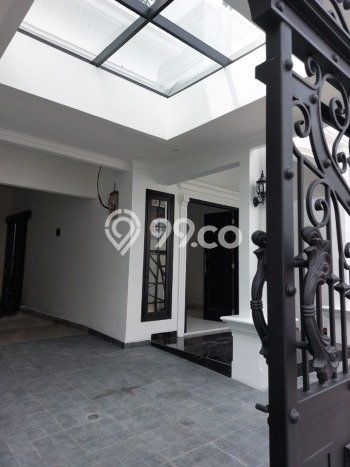 HARGA SPESIAL! Rumah area Kebon Jeruk, Jakarta Barat, Luas 144m² Bangunan 250m² BISA KPR! HARGA SPESIAL! Rumah area Kebon Jeruk, Jakarta Barat, Luas 144m² Bangunan 250m² BISA KPR!