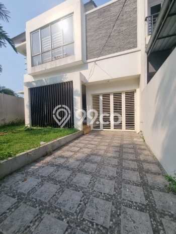 Rumah Luxury Modern Tanpa Renovasi di Serpong Villa Melati Mas Tangerang Selatan Rumah Luxury Modern Tanpa Renovasi di Serpong Villa Melati Mas Tangerang Selatan