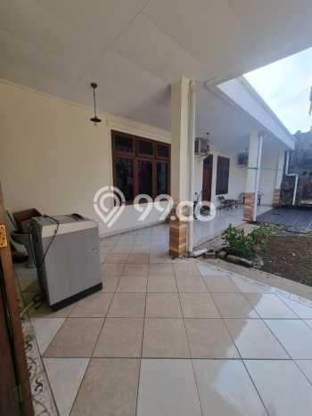 Disewakan! Rumah 5 Kamar Tidur &
3 Kamar Mandi di Serpong Villa Melati Mas, Tangerang Selatan Disewakan! Rumah 5 Kamar Tidur &
3 Kamar Mandi di Serpong Villa Melati Mas, Tangerang Selatan