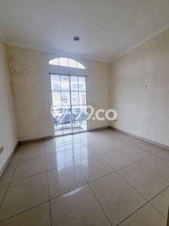 Rumah area Green Lake City, Jakarta Barat, LT 90m² LB 120m² - INVESTASI TERBAIK! Rumah area Green Lake City, Jakarta Barat, LT 90m² LB 120m² - INVESTASI TERBAIK!