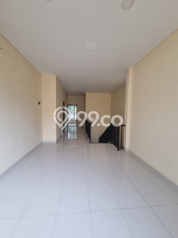 BEST LOCATION! Rumah di Serpong Villa Melati Mas, Akses ke Tol, 3 KT, Luas 140m² Bangunan 166m² BEST LOCATION! Rumah di Serpong Villa Melati Mas, Akses ke Tol, 3 KT, Luas 140m² Bangunan 166m²