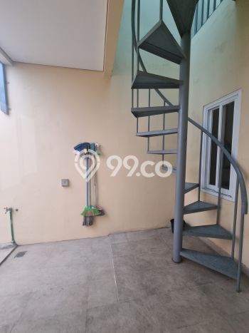 BEST LOCATION! Rumah di Serpong Villa Melati Mas, Akses ke Tol, 3 KT, Luas 140m² Bangunan 166m² BEST LOCATION! Rumah di Serpong Villa Melati Mas, Akses ke Tol, 3 KT, Luas 140m² Bangunan 166m²