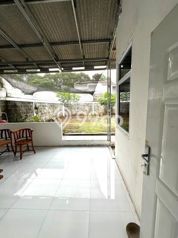 SPECIAL OFFER! Rumah Asri di BSD Giri Loka, LT 240m² LB 150m² SPECIAL OFFER! Rumah Asri di BSD Giri Loka, LT 240m² LB 150m²