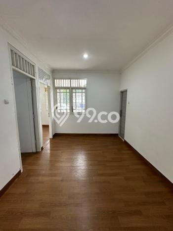 SPECIAL OFFER! Rumah Asri di BSD Giri Loka, LT 240m² LB 150m² SPECIAL OFFER! Rumah Asri di BSD Giri Loka, LT 240m² LB 150m²
