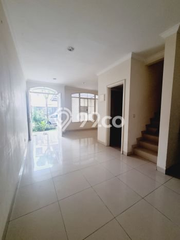 Rumah area Green Lake City, Jakarta Barat, LT 90m² LB 120m² - INVESTASI TERBAIK! Rumah area Green Lake City, Jakarta Barat, LT 90m² LB 120m² - INVESTASI TERBAIK!