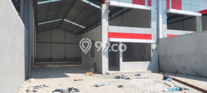 Gudang Komersial Dijual di Buduran Sidoarjo LT 240m2 & LB 240m2 Gudang Komersial Dijual di Buduran Sidoarjo LT 240m2 & LB 240m2